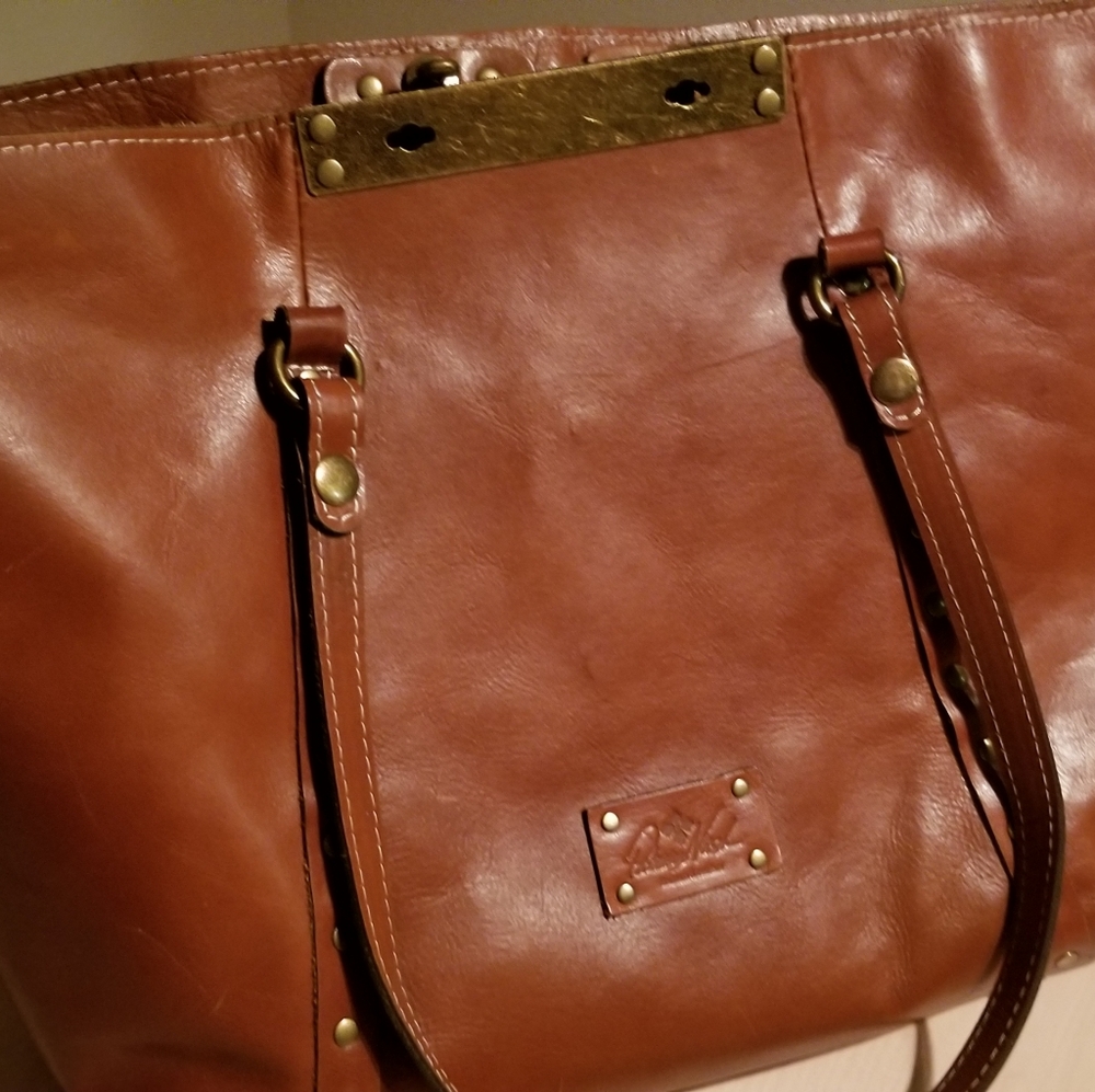 Patricia Nash tote